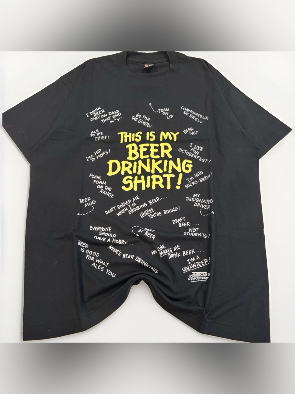 Vintage 90s Beer Drinking T-Shirt Size XL Single Stitch Best Fruit of the Loom